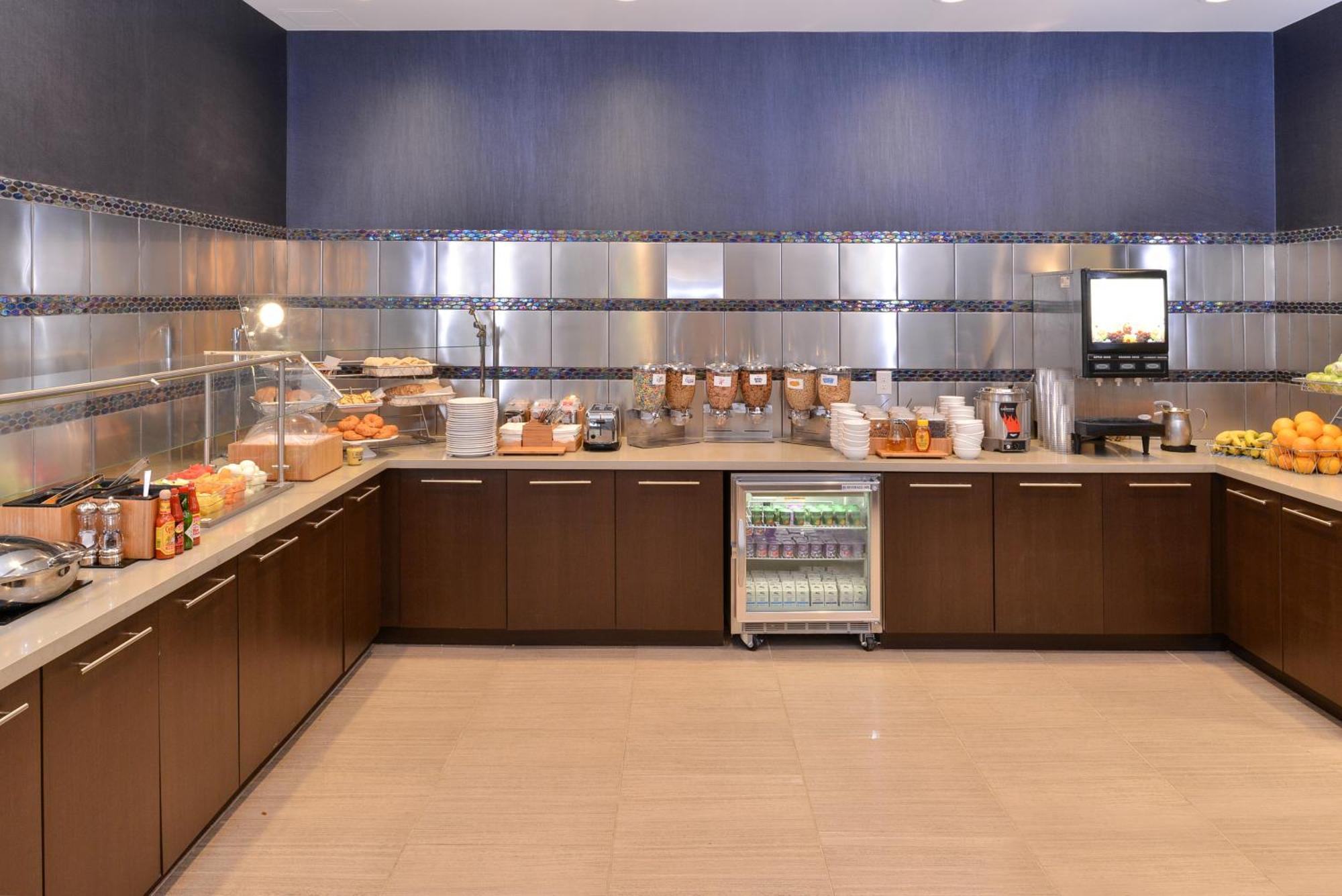 Hotel Springhill By Marriott Raleigh 3*