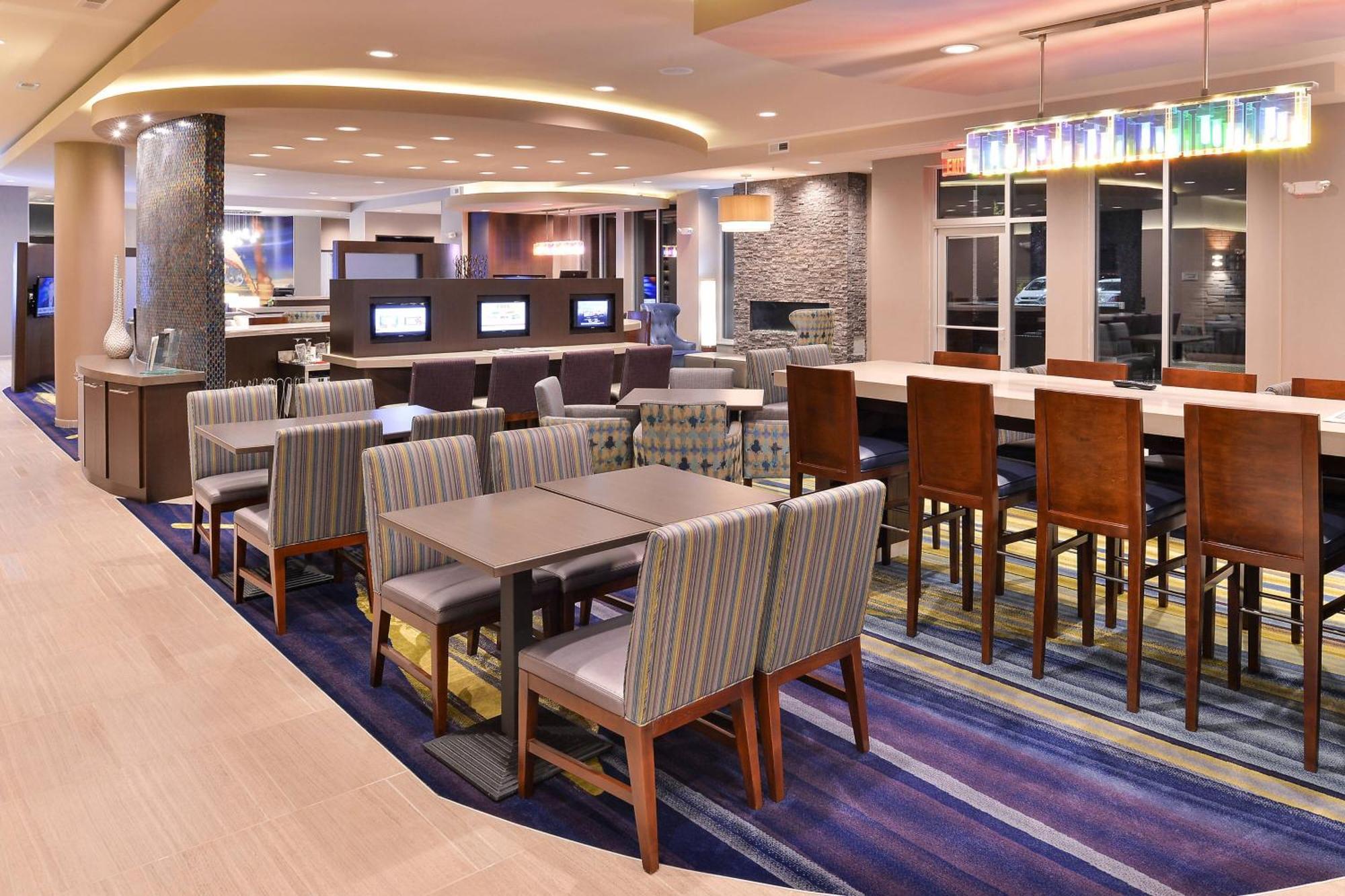 Hotel Springhill By Marriott Raleigh 3*